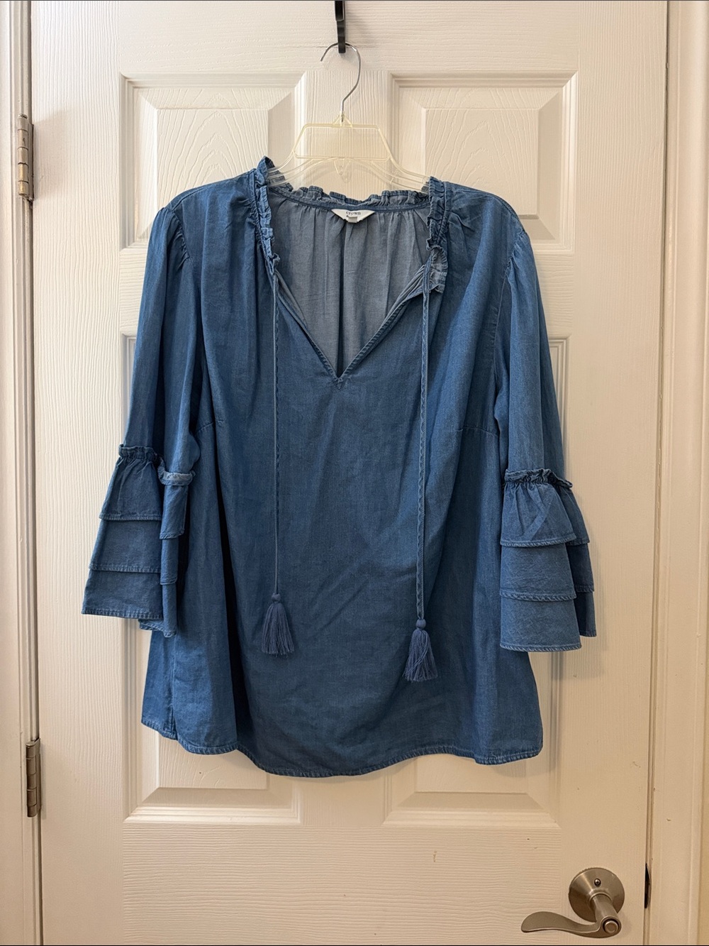 Crown & ivy chambray blouse bell sleeves sz 0X